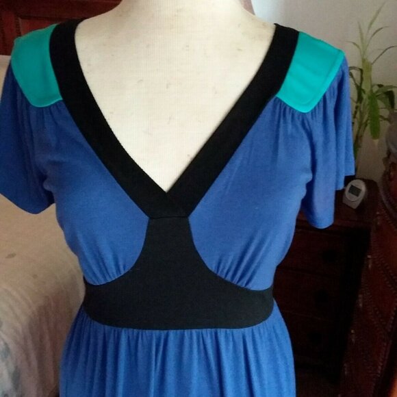 ELLE Color Block Belted Boho Empire Waist A-line Dress, size M - Picture 5 of 9